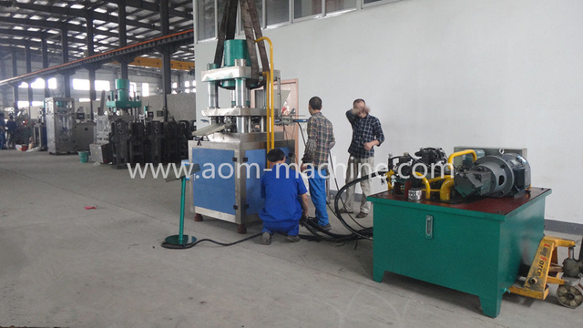 Hydraulic Animal Mineral Licking Salt Block Press Machine