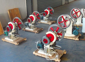 Lab R&D Use Small Single Punch Pill Press Equipment