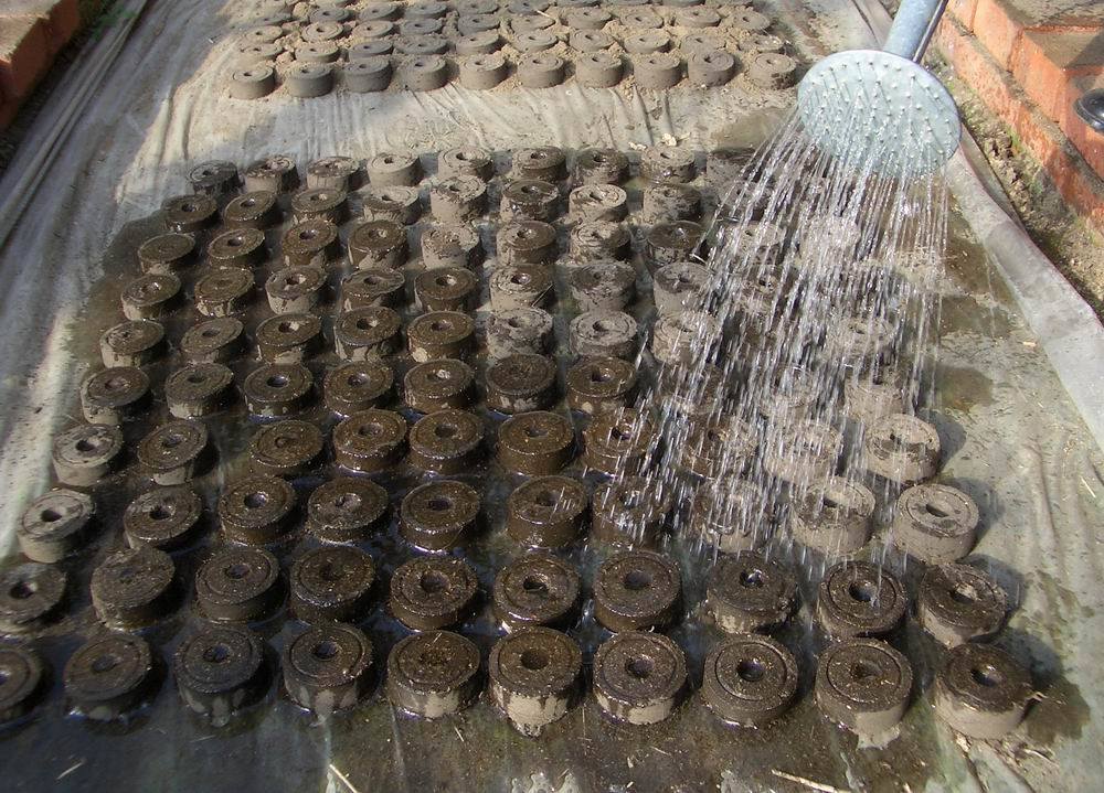 Hydraulic Grow Seedlings Nutritive Block Automatic Tablet Press Machine